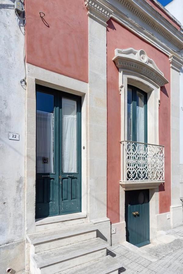 La Torre Antica Dimora Apartment Giuggianello Exterior photo