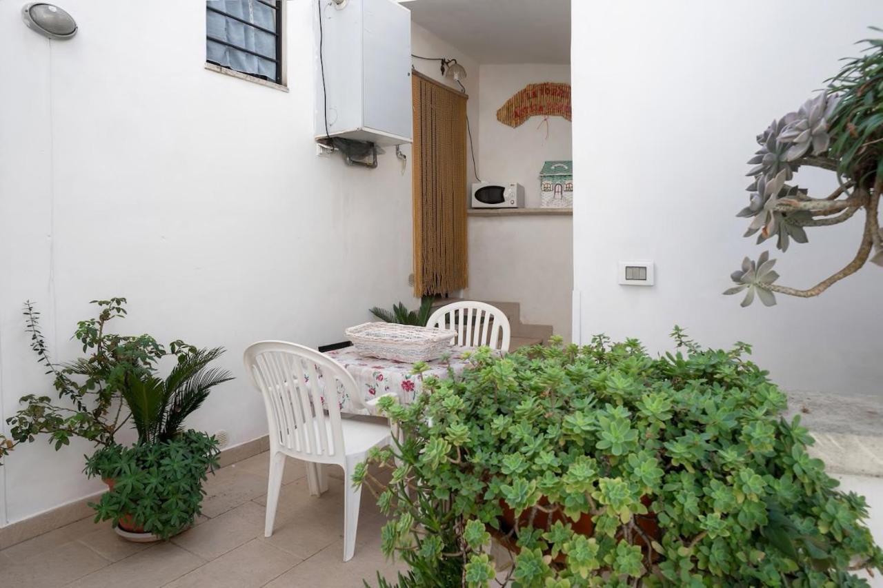 La Torre Antica Dimora Apartment Giuggianello Exterior photo