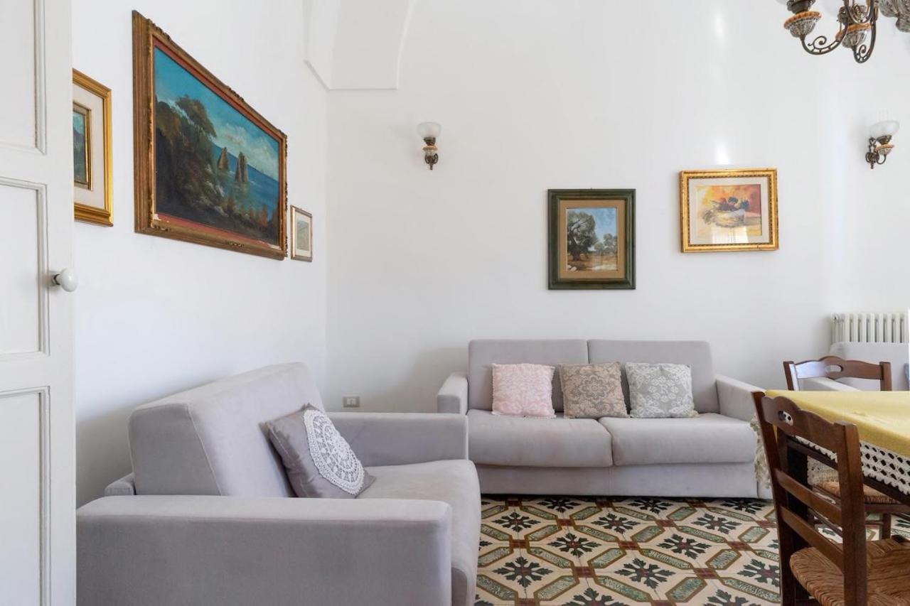La Torre Antica Dimora Apartment Giuggianello Exterior photo